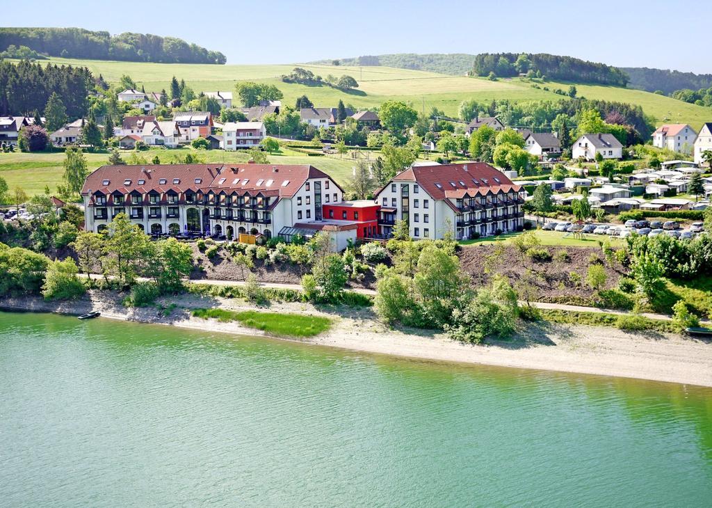 Goebel'S Seehotel Diemelsee Екстериор снимка